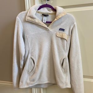 White/ Cream Patagonia Pullover